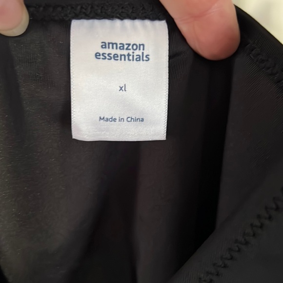 XL black swimsuit top Adjustable straps Rouched side detailing bathing suit top - Picture 5 of 6